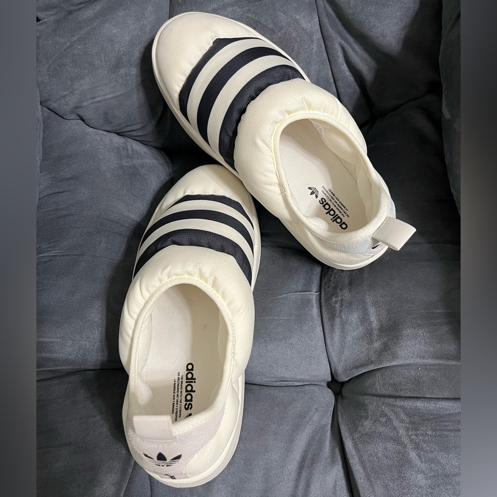 Adidas Puffylette shoes - men’s Size 7/women Size 8 1/2